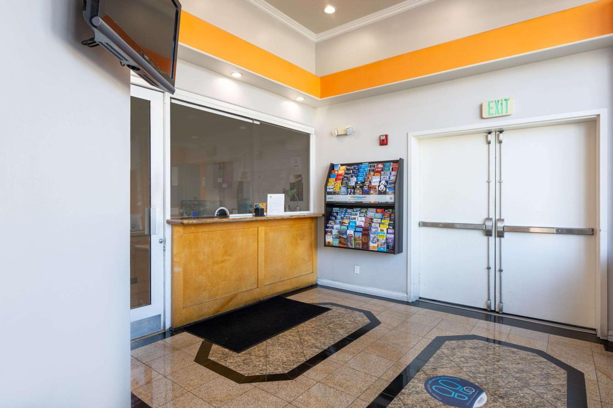 Torrance Inn Lax Airport Area Экстерьер фото